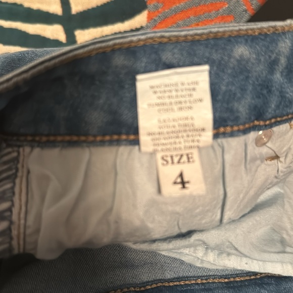 Jeans - Picture 2 of 2